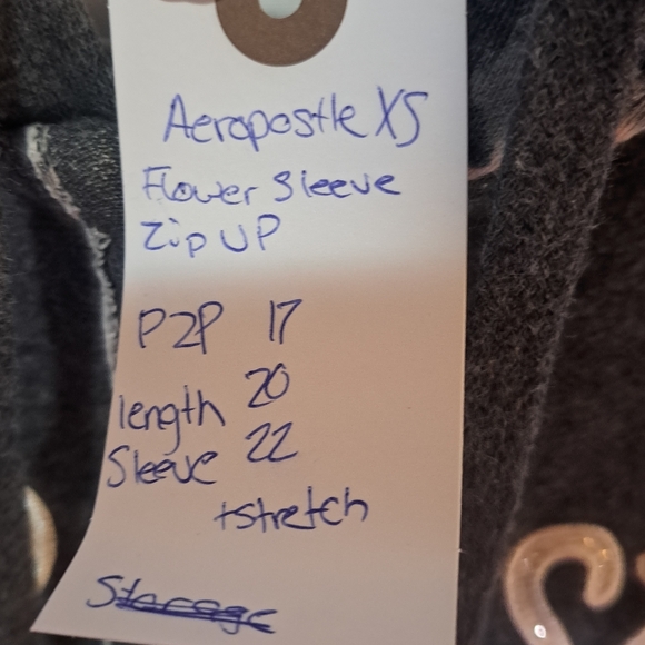 Aeropostle XS zip up hoodie grey with floral arms and hood - Picture 3 of 9